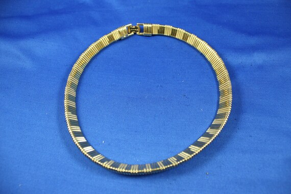 Lisner Choker Necklace, Gold tone Flex Collar, Fl… - image 2