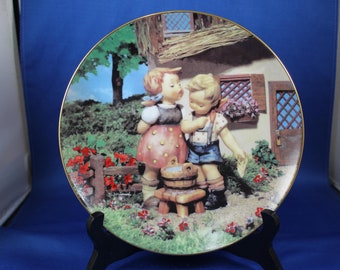 Hummel Plate Squeaky Clean,  Little Companions, Danbury Mint, Limited Edition, Made in Switzerland, Wall Decor, 8" plate