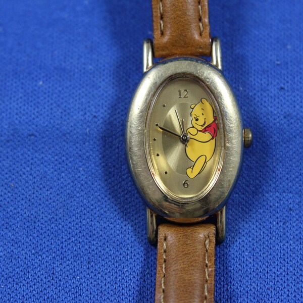 Disney Winnie the Pooh Watch, New Battery, MU0365, Japan Movement, Leather Band