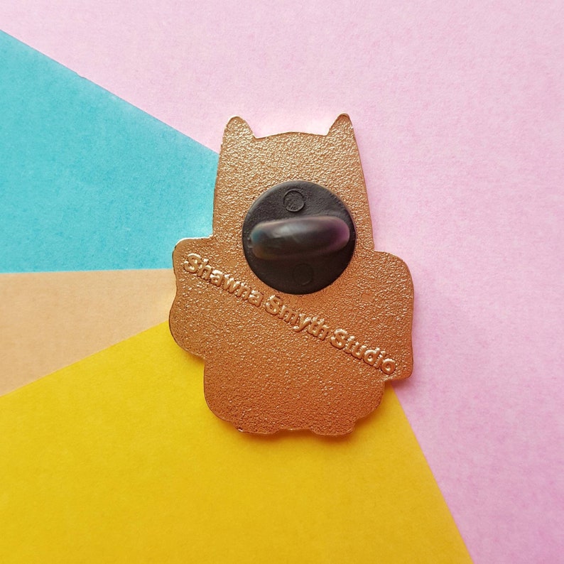 Lapel Pin Lucky Cat Enamel Pin