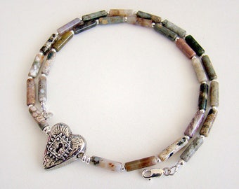 Llave a mi collar del corazón, collar de perlas del corazón del peltre, colgante del corazón de la chica verde de los estudios, collar del jasoro del océano, collar del jasoro del corazón de plata