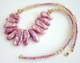 Collar romántico, Collar de perlas de palo rosa, Collar de cristal checo de perla rosa, Collar de declaración, Joyería Boho, Estilo Art Nouveau