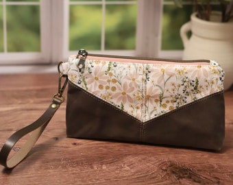 Daisy Waxed Canvas and Leather Wristlet, Harlequin Pouch