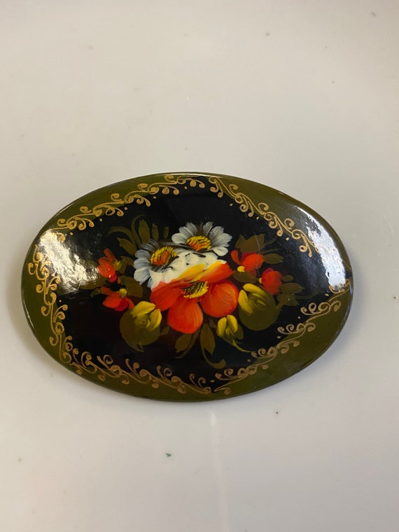 Russian Lacquer Floral Pin Gem Russian Lacquer Floral Pin Gem