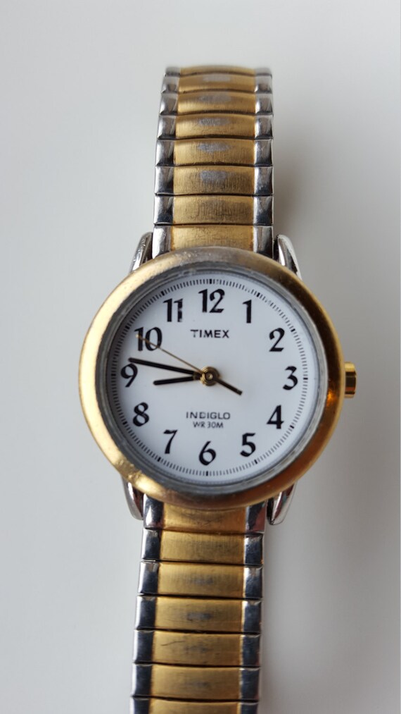 Understand and buy > timex silver and gold watch > disponibile