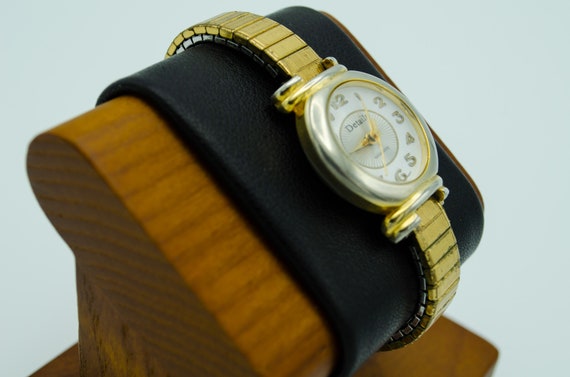Women's Details Gold Tone Wristwatch NEW BATTERY - image 3