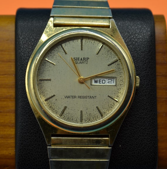 Vintage Sharp Day and Date Wristwatch