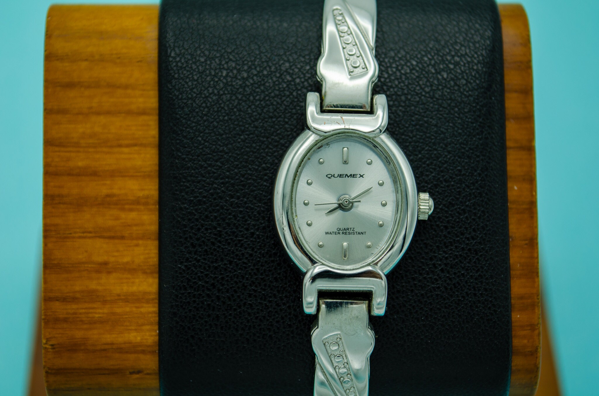 Quemex quartz watch price hot sale