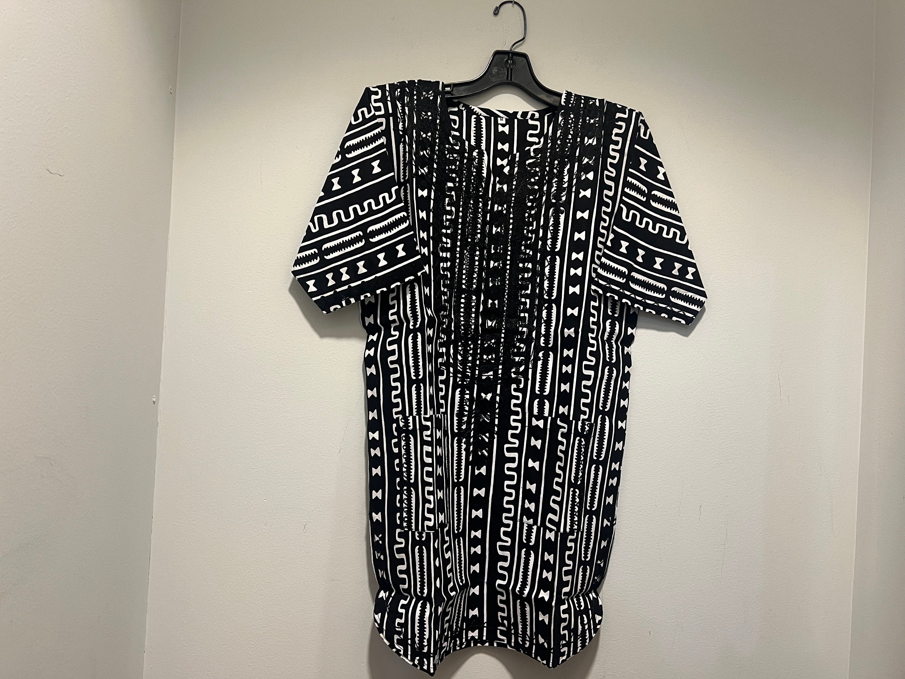 Embroidered African clothing for men/ women - Black Dashiki XS-5X