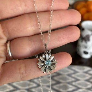 Petal Design Sterling Silver Necklace with Aquamarine 18 inch Chain image 2