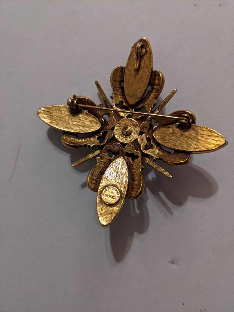 Vintage Accessocraft Brooch Pendant