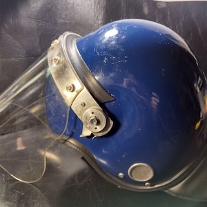 UK Riot Police Helmet With Visor