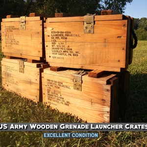 Military Wooden Ammo Crate w/ Field Manual & Insert EXCELLENT Condition | Free US Shipping! | US Military Surplus Wood Ammo Crate