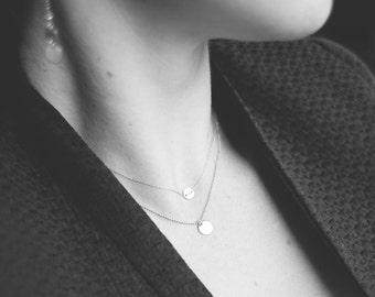 Collier Tiny Circle Ras de Cou Pendentif Disque Or Minimaliste avec Très Fine Chaîne Maille Dorée