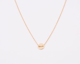 Necklace Tiny Circle Ras de Cou Pendant Disc Gold Minimalist with Very Fine Chain Golden Mesh