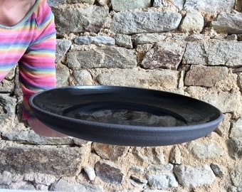 Black cup 34 cm x 4 cm. Black stoneware salad bowl. Large ceramic dish. Black pottery, serving dish, decoration, tableware, gift.