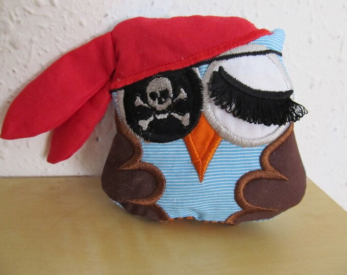 Pirate owl soft toy in the hoop ITH project Machine Embroidery designs for hoop 4x4 and 5x7 kids boys soft toy Halloween Pirate Owl bandanna
