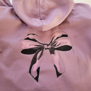 T shirt sweatshirt modern design bow drawing light sketch stitch machine embroidery designs many sizes 4, 5, 6, 7, 8, 9 in girly girl ribbon