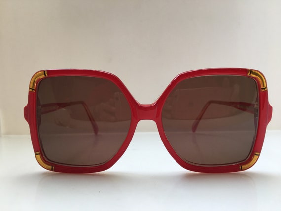 Vintage 80s TED LAPIDUS CLUB TLC805 Woman Red Ey