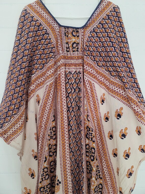 Vintage 70s Block Print Cotton Kaftan: Batwing Ma… - image 4