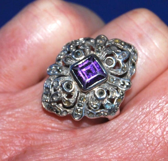 Art Deco statement ring in silver. Diamond shaped… - image 1