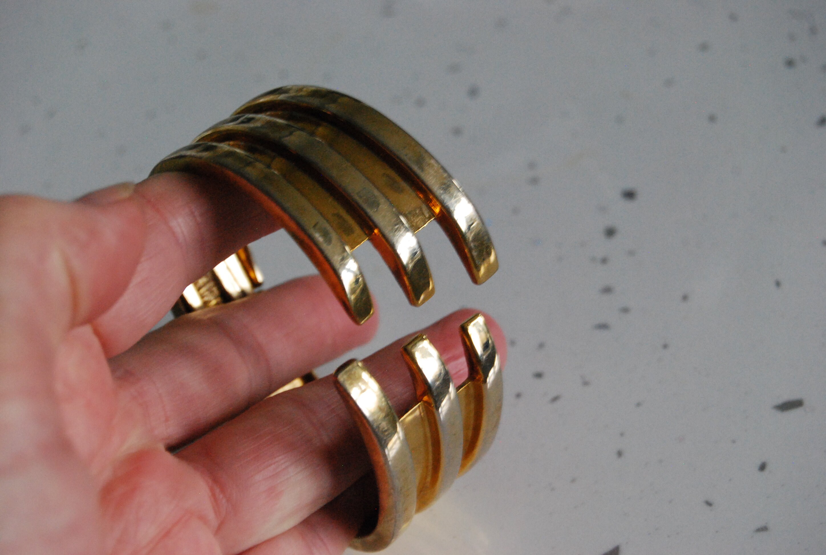 1980's Clamper Bangle in Goldtone Finish - so Dynasty! Clever Design ...
