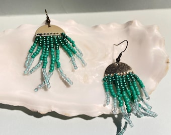 Seed beads half circle fringe earring | brass (gold look)