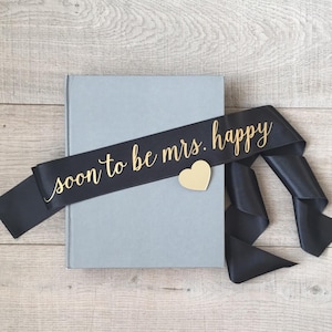 Custom bachelorette sash, Black gold sash, Soon to be mrs sash, Future mrs sash, Personalized bachelorette sash, Hen party sash, Bride to be