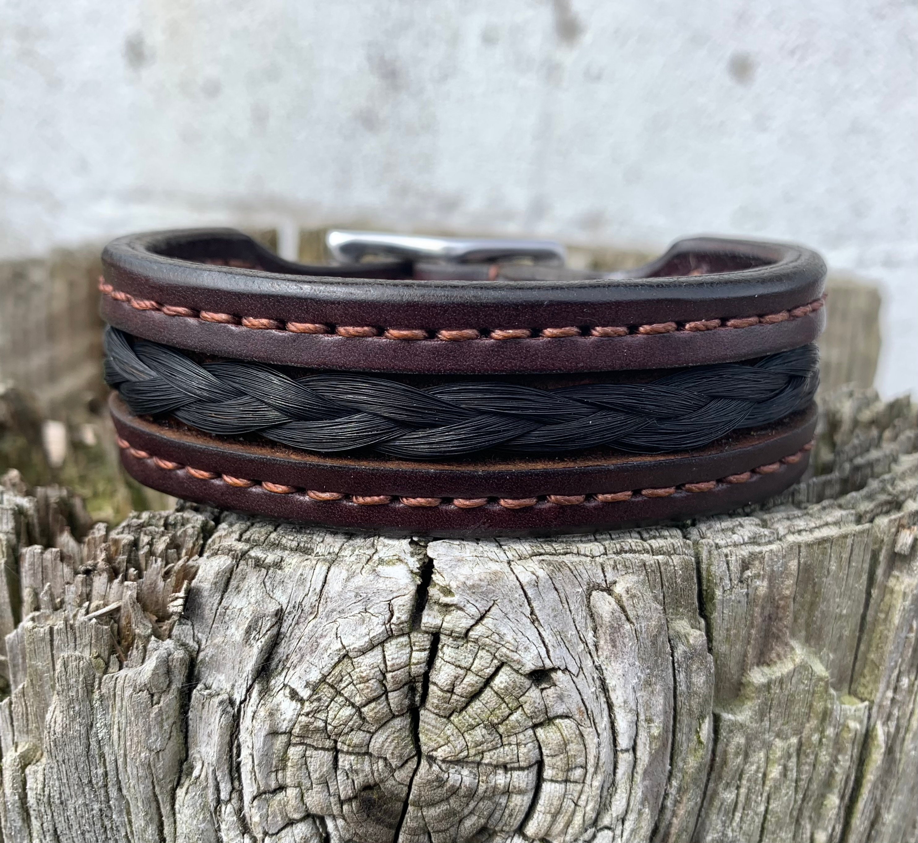 Leather horse bracelet deals