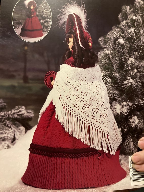 christmas caroler dress 1850 Dickens Christmas Caroler....paradise Publications Crochet Collector  Costume Pattern….volume 9..…11 1/2