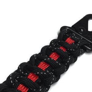 Firefighter keychain - Firefighter gift - Thin red line paracord keychain made with reflective paracord and HK clip - Bulk orders welcome