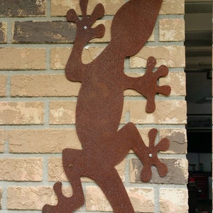 Reuze daggekko metalen muurkunst, buiten hagedis sculptuur, tuin hagedis, staal buiten decor, hagedis metal kunst, metalen hagedis muur decor