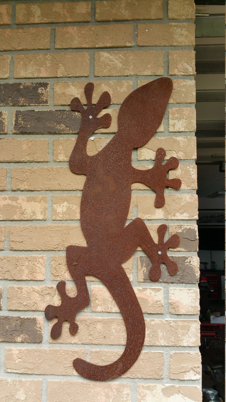 Giant Day Gecko Metal Wall Art Outdoor Lizard Sculpture Etsy
