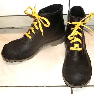 Black Leather Vibram Sole 10\