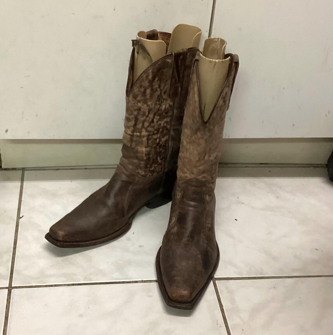 Vintage Cowboy Boots: Rancho Snip Toe marble distressed Low Heel, US Mens 9E, foto 1 di 5