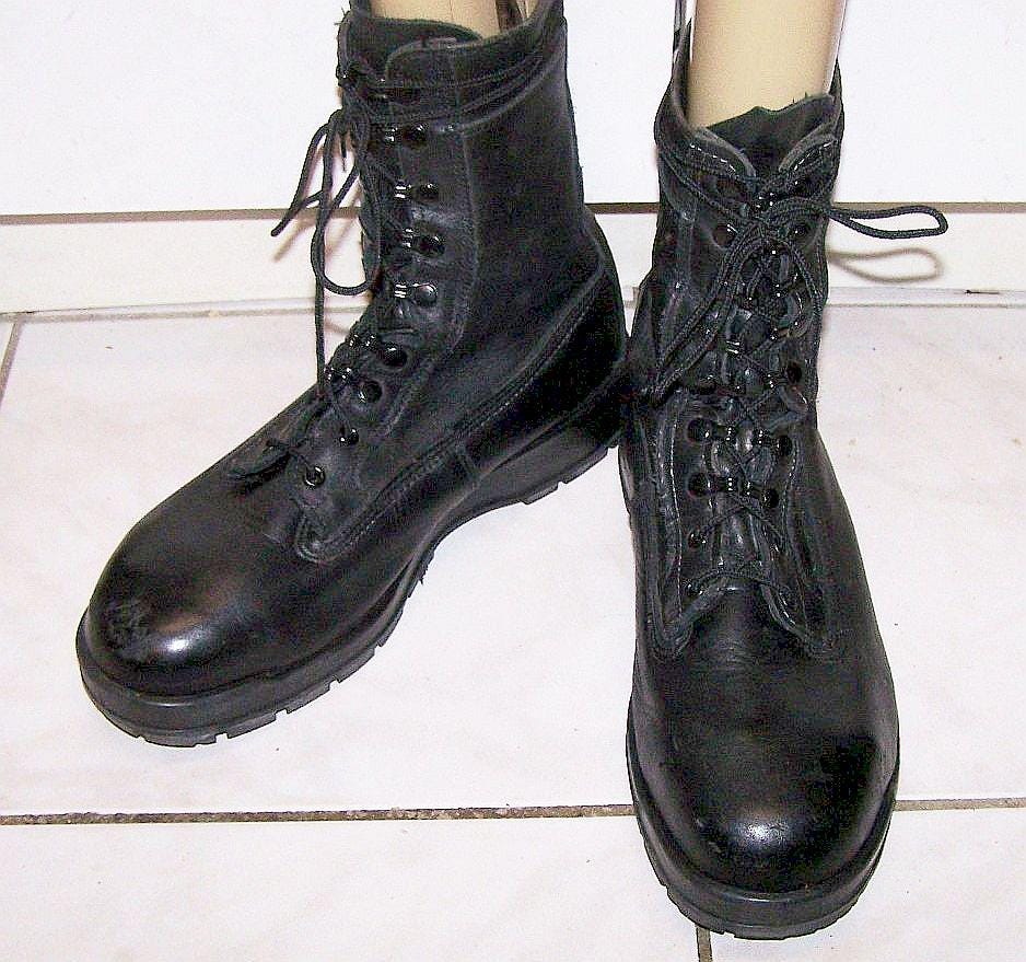 Belleville Steel Toe Work Boots: Black Leather, Vibram Soles, US Men's 10.5 W