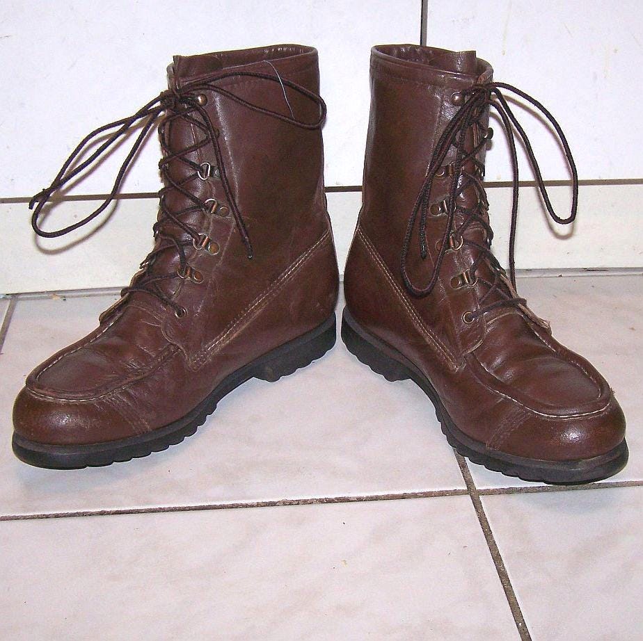 Bottines à lacets camelles à talons hauts