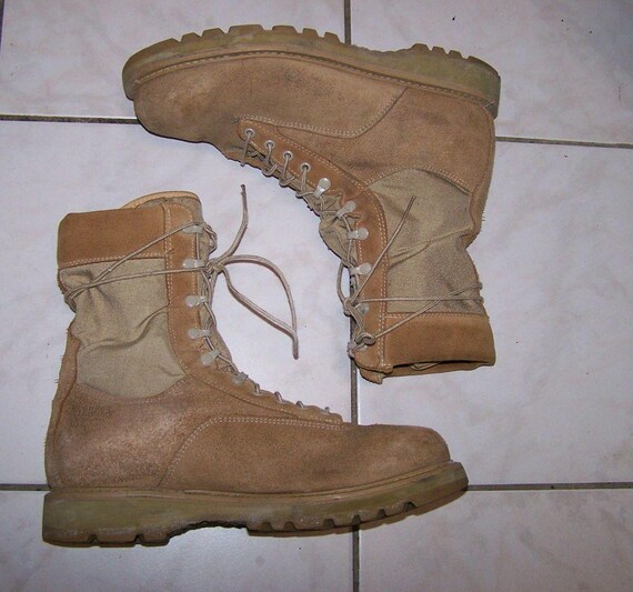 Canadian Army Desert Combat Boots: Goretex Insulated Tan  display picture 1