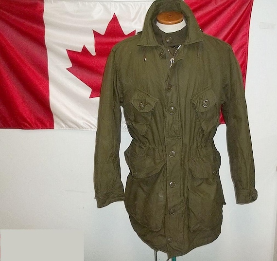 Canadian Army ECW Parka With Liner - Medium - Very Good Condition