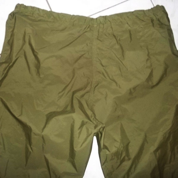 Kanadische Armee Überhose nass Wetter Nylon olivgrün size 3 large kurz W44 L27 guter Zustand sauber