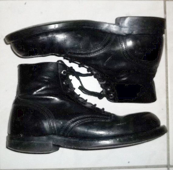 Canadian military boots combat parade 