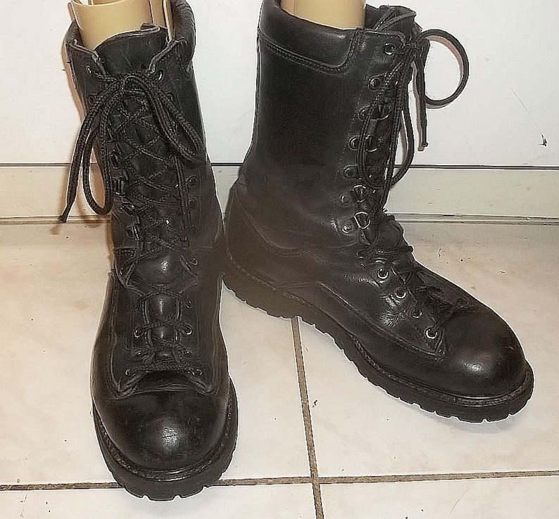 Matterhorn Corcoran 1949 military field boots Thinsulated black leather Vibram soles made in USA size 9.5 M gently worn free US shipping image 2