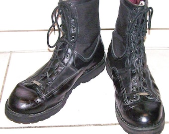 Danner Acadia Gore-Tex Combat Boots: Black Leather, Vibram Soles, Size 15D