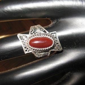 Filigree 925 Silver Modernist Ring with Carnelian, Size 8 image 3