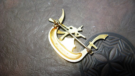 Charming Vintage Damascene Gondolier Brooch pin, … - image 3