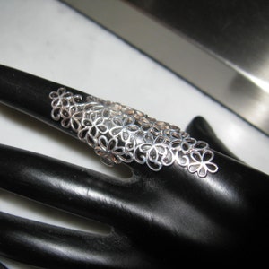 Dramatic Modernist Sterling Floral &quot;long&quot; ring, sz 6, 4.27 grams