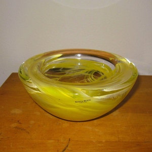 Kosta Boda Sweden Hand Blown Yellow Swirl Heavy glass ATOLL Designed by Anna Ehrner and made in Sweden, 7&quot;x3&quot;
