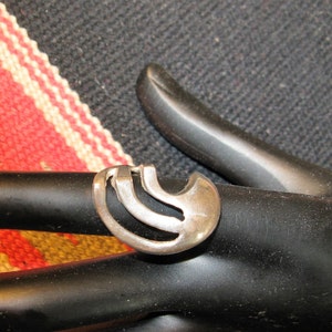 Chunky .925 sterling Silver Heavy Modernist Ring size 6.5