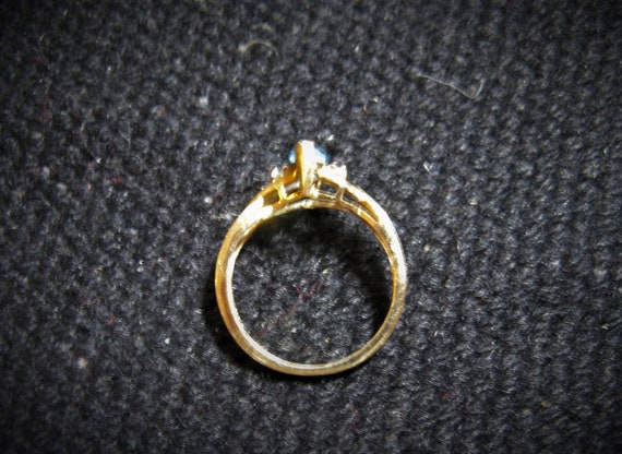 Vintage 10KT Gold, Diamond & Topaz Ring-Sz 5.5 De… - image 2
