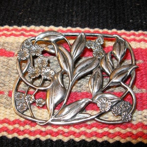Large Vintage Sterling silver Art Nouveau Brooch, 2 1/4" x 1 3/4" gorgeous scrolling floral design